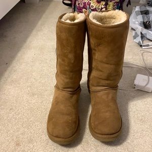 UGG classic tall chestnut boots. size 9